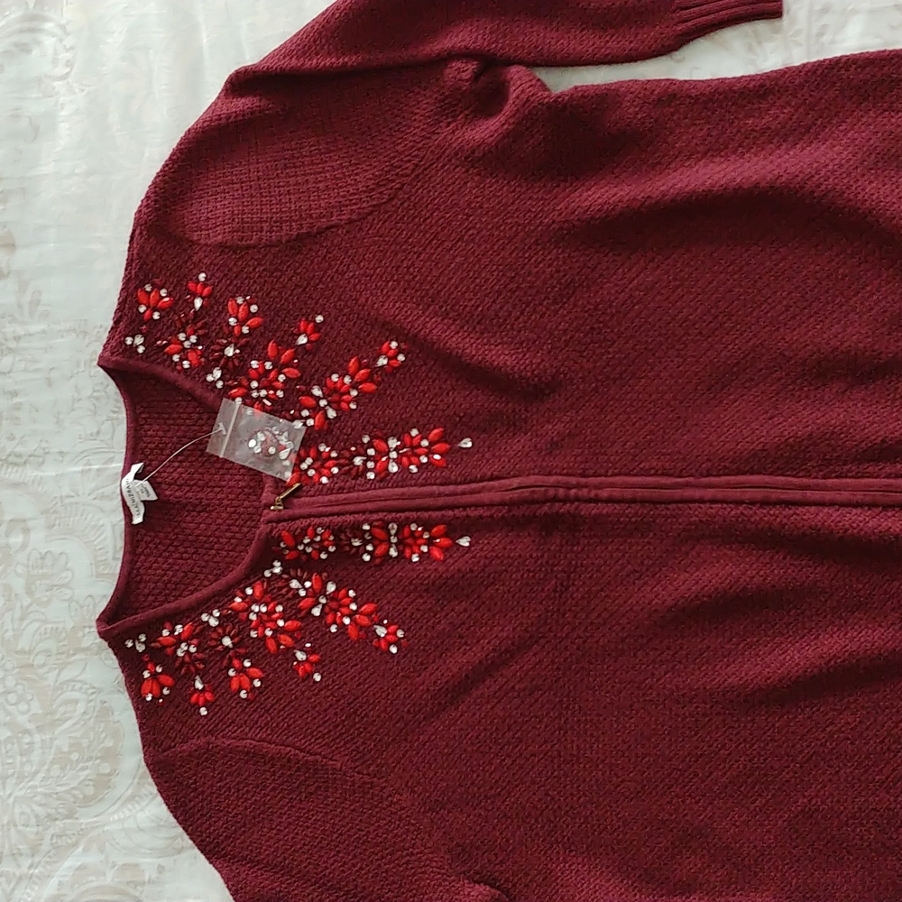 New!  Isaac Mizrahi size XL Sweater